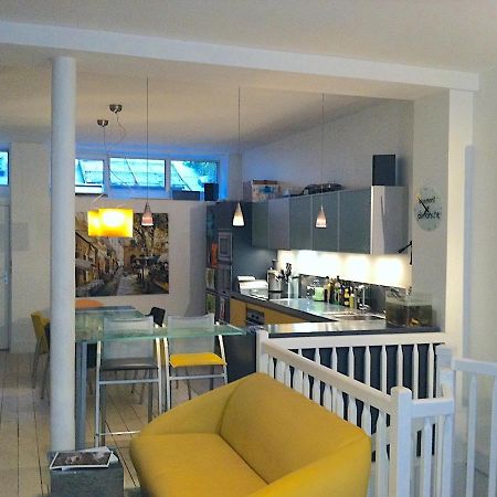 Modern Design Loft Apartment, Steps To Notre Dame ปารีส ภายนอก รูปภาพ