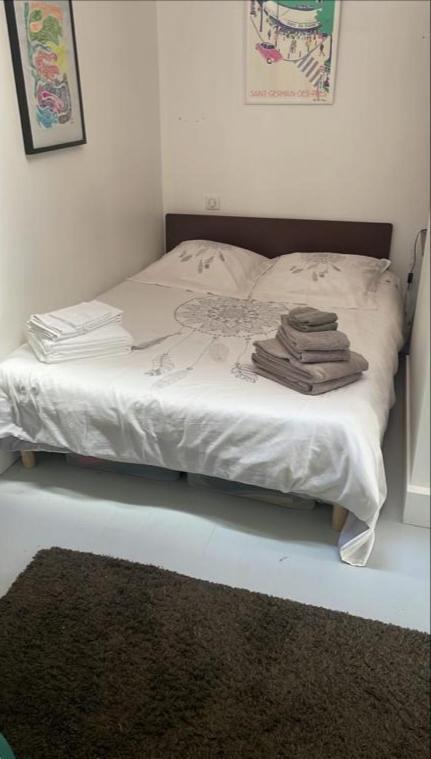Modern Design Loft Apartment, Steps To Notre Dame ปารีส ภายนอก รูปภาพ